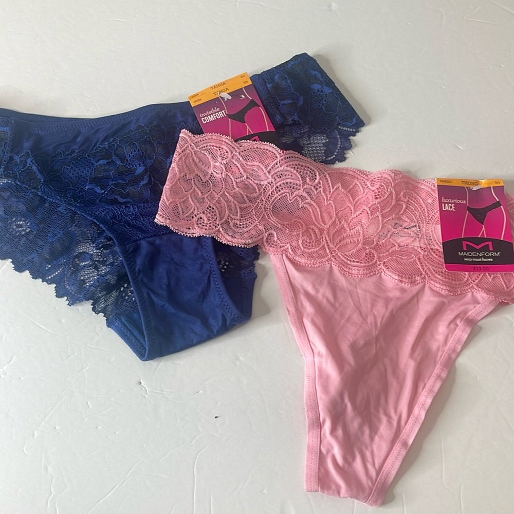 Maidenform Assortment of Panties 2 Pairs Size Small / 5